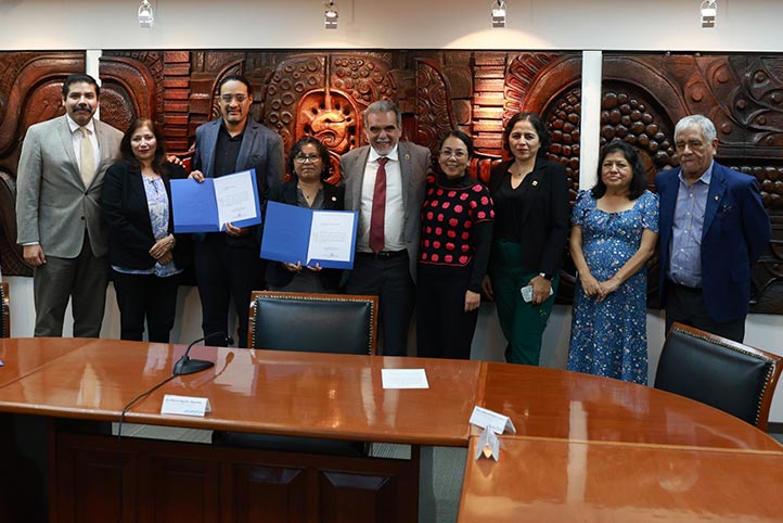 Universidad Veracruzana renueva titularidades de Desarrollo Institucional y Humanidades Universidad Veracruzana renueva titularidades de Desarrollo Institucional y Humanidades