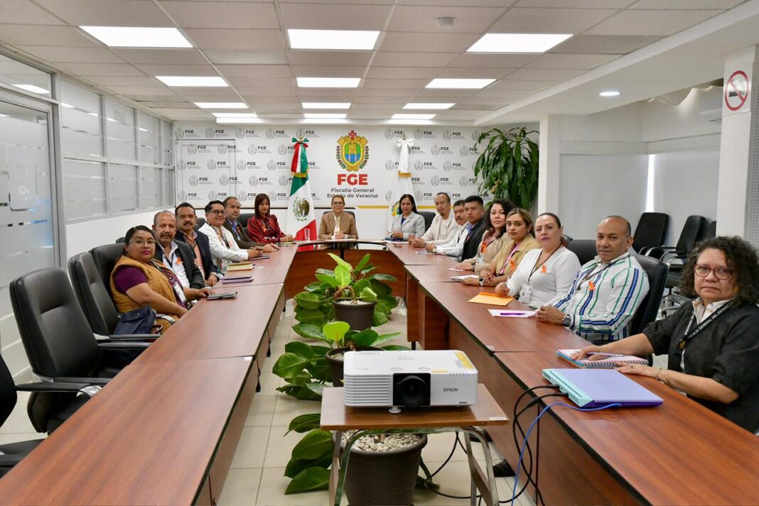 Impulsa Fiscalía de Veracruz atención con enfoque intercultural en comunidades indígenas Impulsa Fiscalía de Veracruz atención con enfoque intercultural en comunidades indígenas