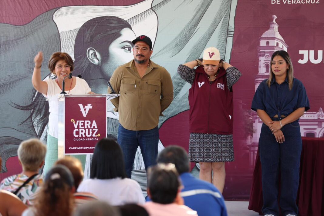 Escuchando al pueblo se transforma la ciudad de Veracruz: Rosa María Escuchando al pueblo se transforma la ciudad de Veracruz: Rosa María