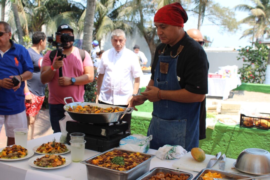 Este sábado 04 de abril vive en el Hotel Chachalacas el 3° Festival de la Paella Este sábado 04 de abril vive en el Hotel Chachalacas el 3° Festival de la Paella