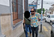 Detienen al director de El Buen Tono en Amatlán; lo acusan de amenazas, daños y lesiones