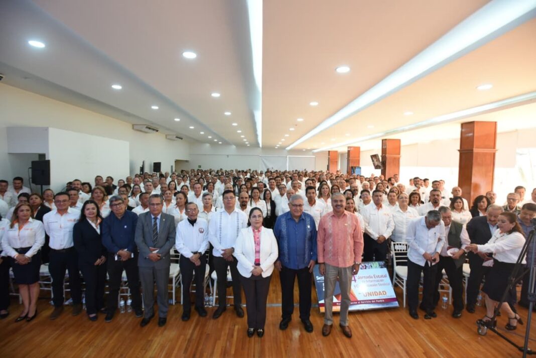 SEV reconoce papel del magisterio en mejora educativa en Veracruz SEV reconoce papel del magisterio en mejora educativa en Veracruz