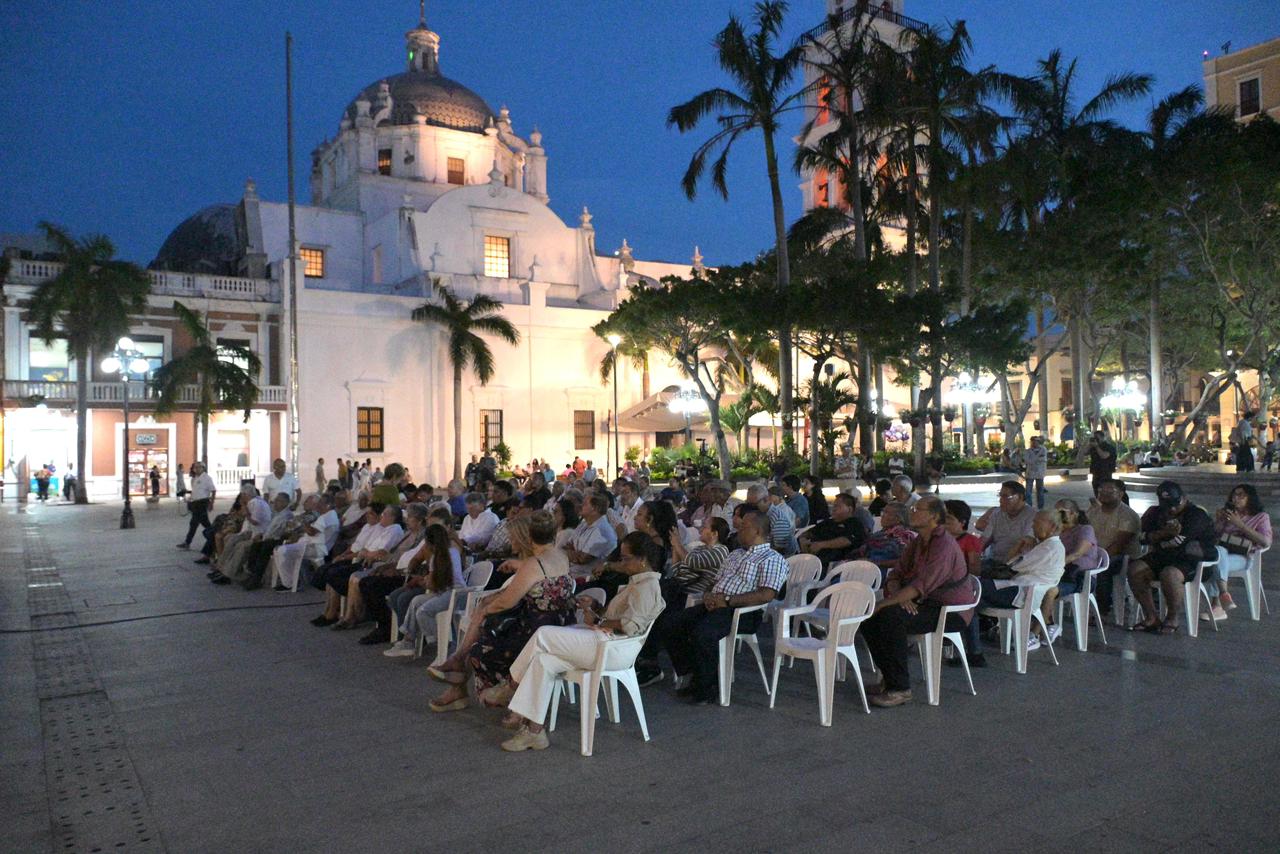Fortalece Ayuntamiento de Veracruz memoria histórica de la ciudad