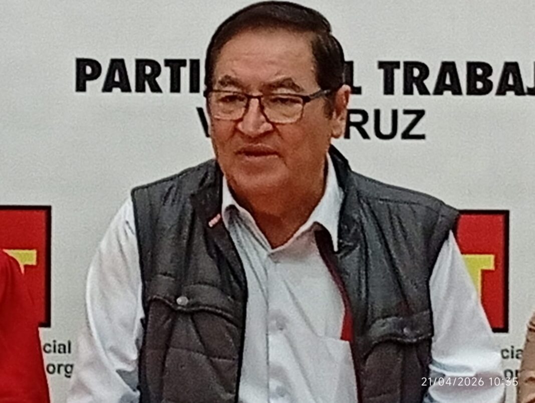 Se van dos alcaldes más del PT a Morena; Vicente Aguilar los acusa de ingratitud y traición Se van dos alcaldes más del PT a Morena; Vicente Aguilar los acusa de ingratitud y traición