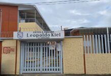 Mensaje de amenaza en primaria de Xalapa alarma a padres y activa revisión de mochilas