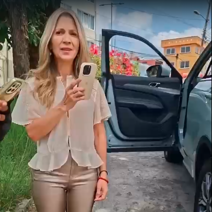 Captan discusión entre Ana Mirian Ferráez y motociclista tras choque en Xalapa Captan discusión entre Ana Mirian Ferráez y motociclista tras choque en Xalapa