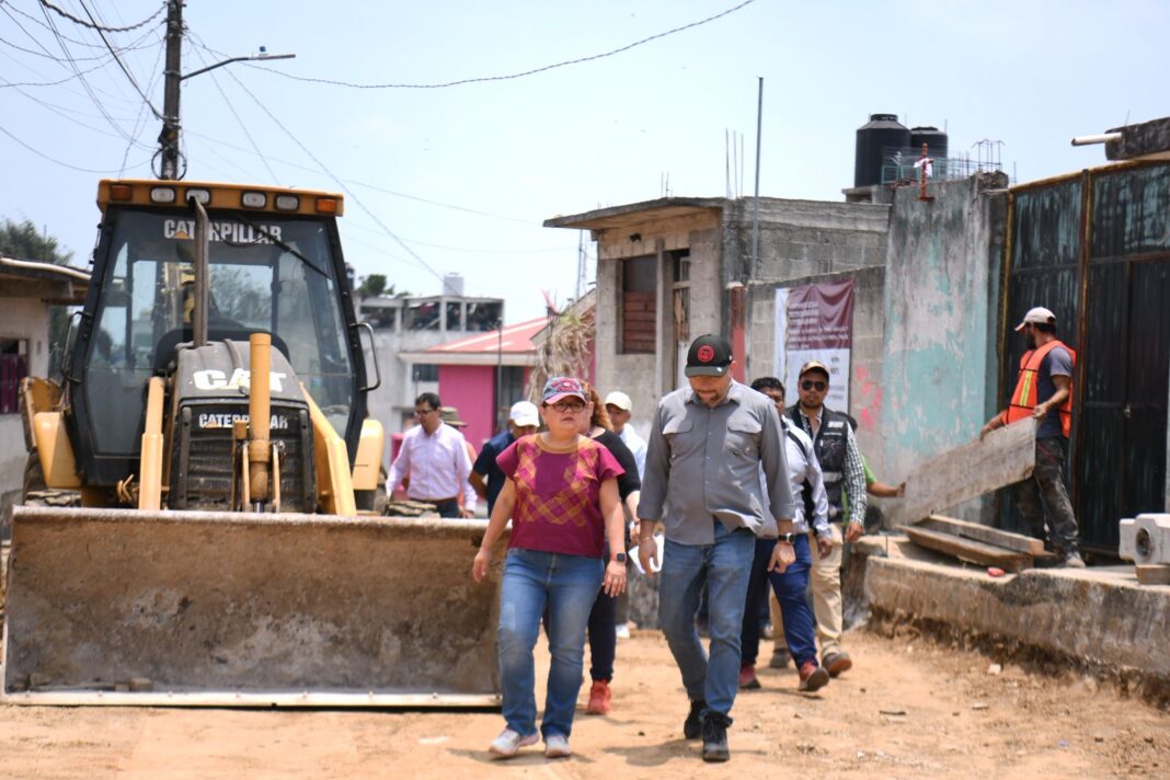 En tres colonias, Daniela Griego supervisó avances de obras en proceso En tres colonias, Daniela Griego supervisó avances de obras en proceso