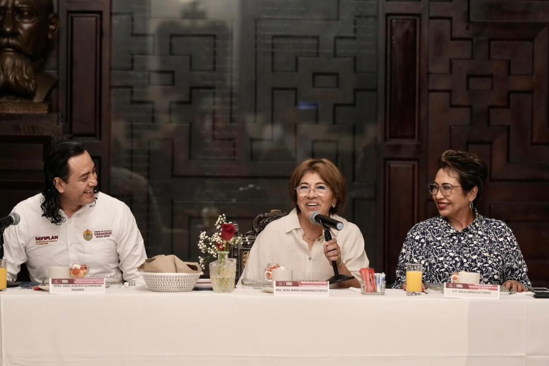 Coordinación entre Ayuntamiento de Veracruz y Gobierno Estatal impulsa proyectos para la ciudad Coordinación entre Ayuntamiento de Veracruz y Gobierno Estatal impulsa proyectos para la ciudad