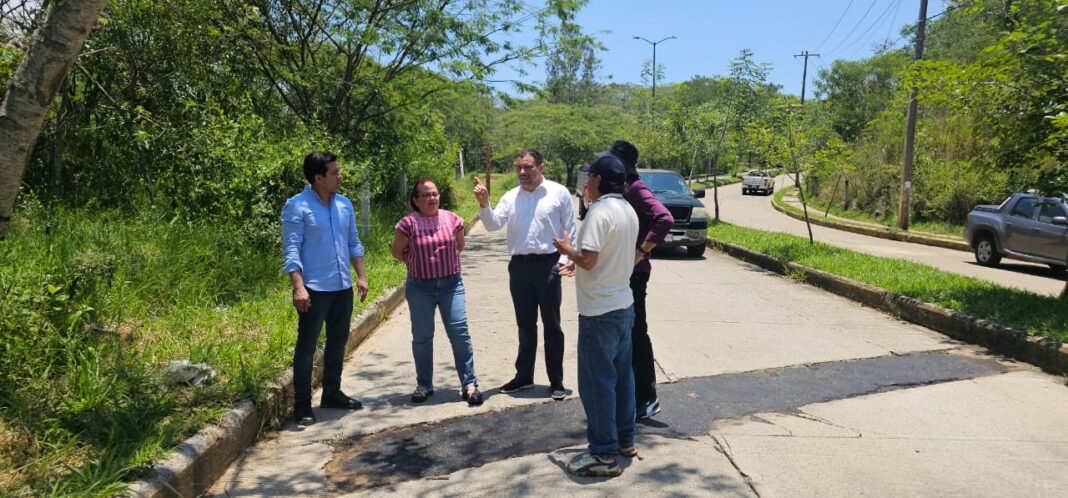 Para prevenir afectaciones mayores, se cierra al tránsito vehicular acceso a Las Fuentes Para prevenir afectaciones mayores, se cierra al tránsito vehicular acceso a Las Fuentes