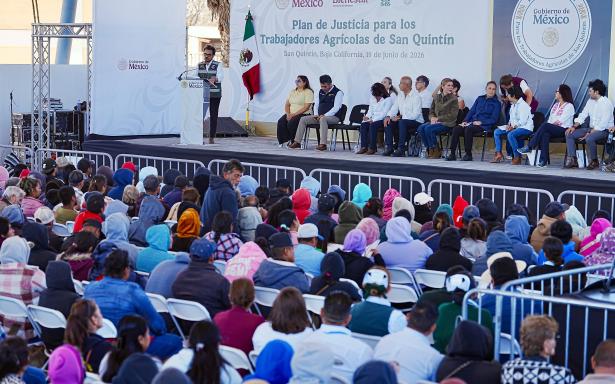 Informa Zoé Robledo acciones de gobierno en el Plan de Justicia para los Trabajadores Agrícolas de San Quintín Informa Zoé Robledo acciones de gobierno en el Plan de Justicia para los Trabajadores Agrícolas de San Quintín