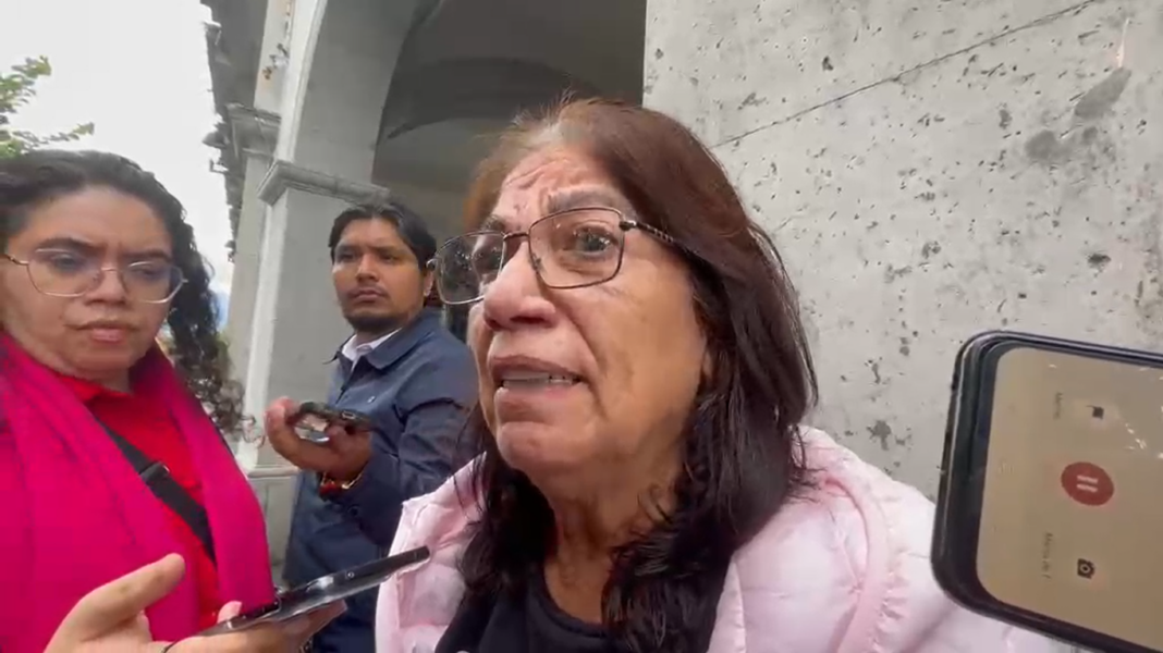 Pide madre ayuda para encontrar a taxista desaparecido en Xalapa Pide madre ayuda para encontrar a taxista desaparecido en Xalapa