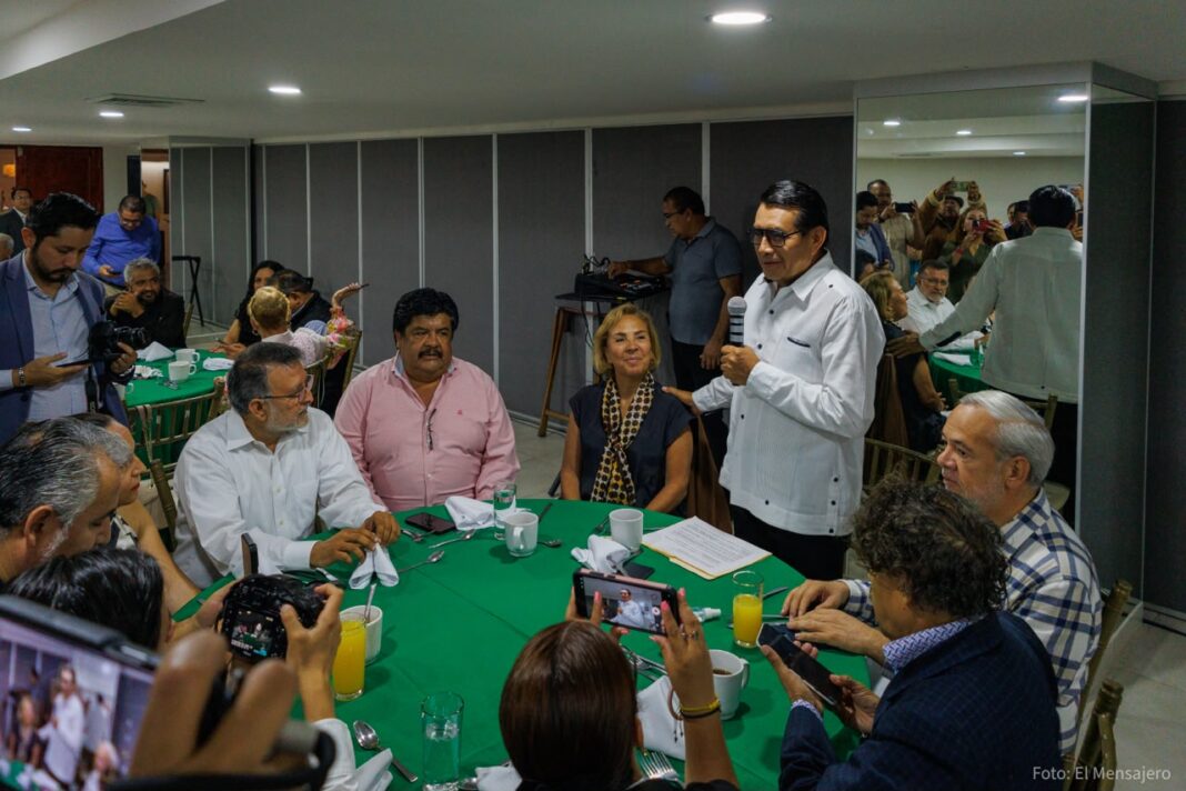 Congreso festeja a periodistas veracruzanos con desayuno por el Día de la Libertad de Expresión Congreso festeja a periodistas veracruzanos con desayuno por el Día de la Libertad de Expresión