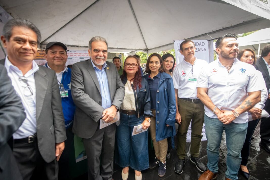 Interinstitucionalmente, Ayuntamiento y la UV acercan el conocimiento científico y cultural a la ciudadanía Interinstitucionalmente, Ayuntamiento y la UV acercan el conocimiento científico y cultural a la ciudadanía