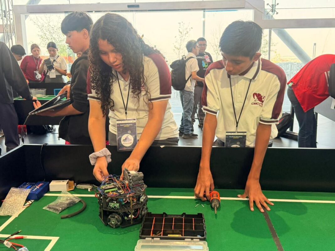 Veracruz destaca en robótica nacional y avanza a la Copa FutBotMX 2026 Veracruz destaca en robótica nacional y avanza a la Copa FutBotMX 2026