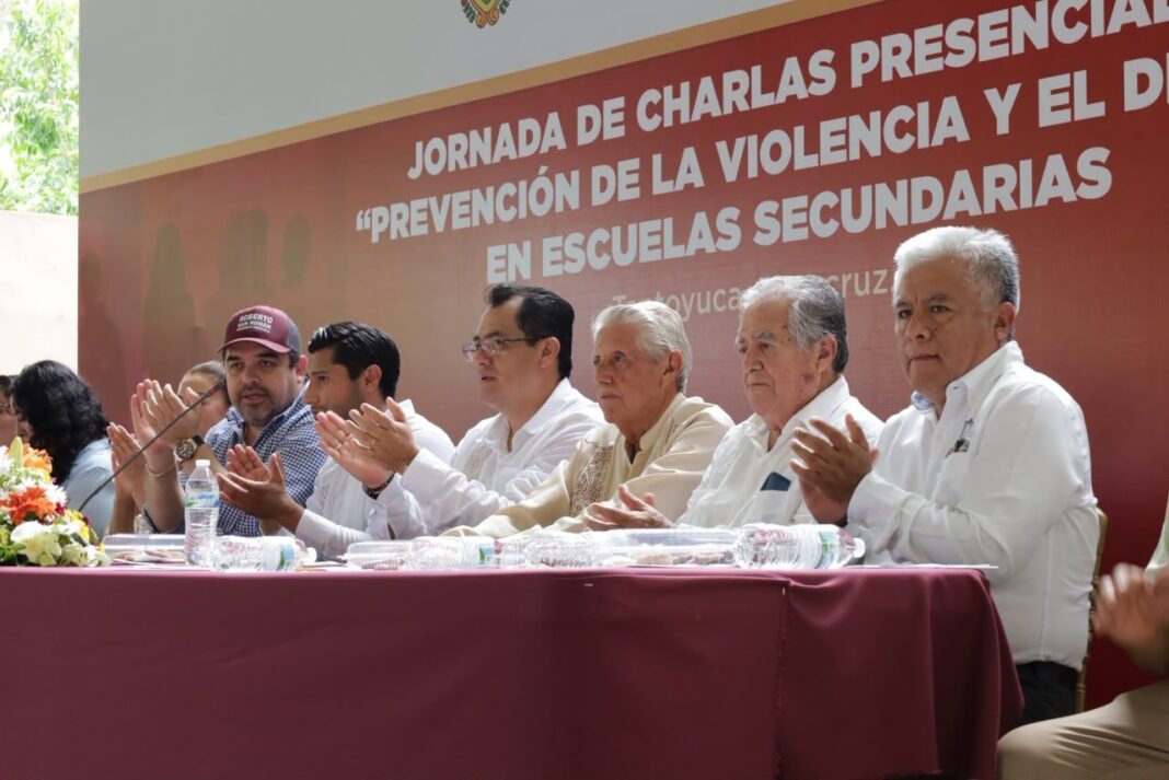 Estudiantes y familias participan en acciones de prevención de la violencia y el delito Estudiantes y familias participan en acciones de prevención de la violencia y el delito