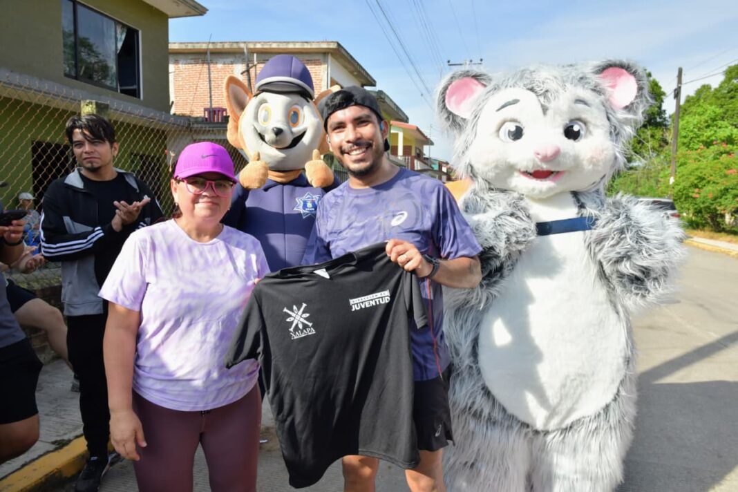 Fomentando un estilo de vida saludable, autoridades municipales participaron en carrera comunitaria Fomentando un estilo de vida saludable, autoridades municipales participaron en carrera comunitaria