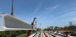 Concluye instalación de trabes del Distribuidor Vial de Veracruz; avanza hacia su etapa final