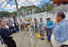 Avanza proceso de escrituración de lotes irregulares en Banderilla