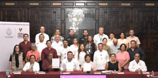 Refrenda Rosa María compromiso con la salud mental y la prevención de adicciones en la ciudad de Veracruz