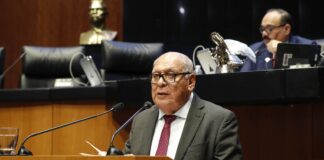 Buscan que usuarios puedan cancelar su plan de celular sin pagar multas
