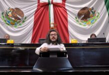 Salud sin improvisaciones: Diputado Carlos Marcelo Ruiz propone regular la podología en Veracruz