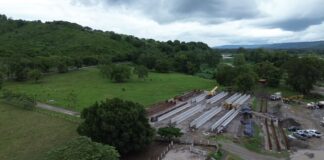 Avanza construcción del puente Oxitempa en Ixhuatlán de Madero