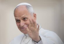 León XIV se convierte en el primer papa en votar en elecciones de Estados Unidos